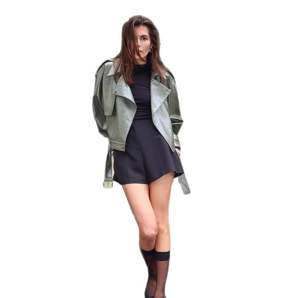 Damen Kunstlederkleid mit tailliertem Schnitt und praktischen Bindegürtel R&B