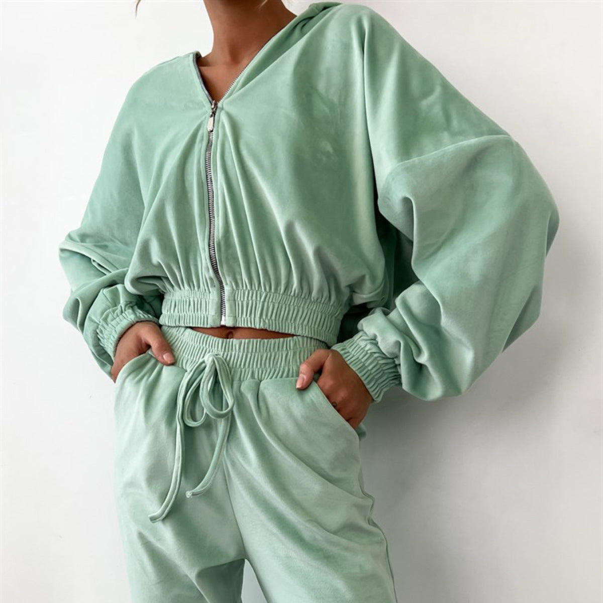 Damen Fleece Freizeitanzug mit hohem Kragen und Kordelzug R&B