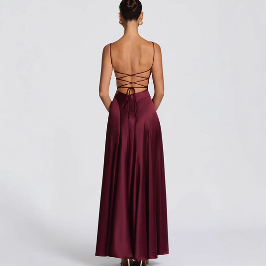 Damen Elegantes Maxikleid mit raffinierten Spaghetti-Trägern und fließendem Satin R&B
