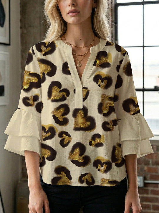 Damen Bluse mit voluminösen Rüschenärmeln und modernem Motiv R&B