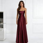 Damen Elegantes satin Abendkleid mit tailliertem Schnitt und schmalen Trägern R&B