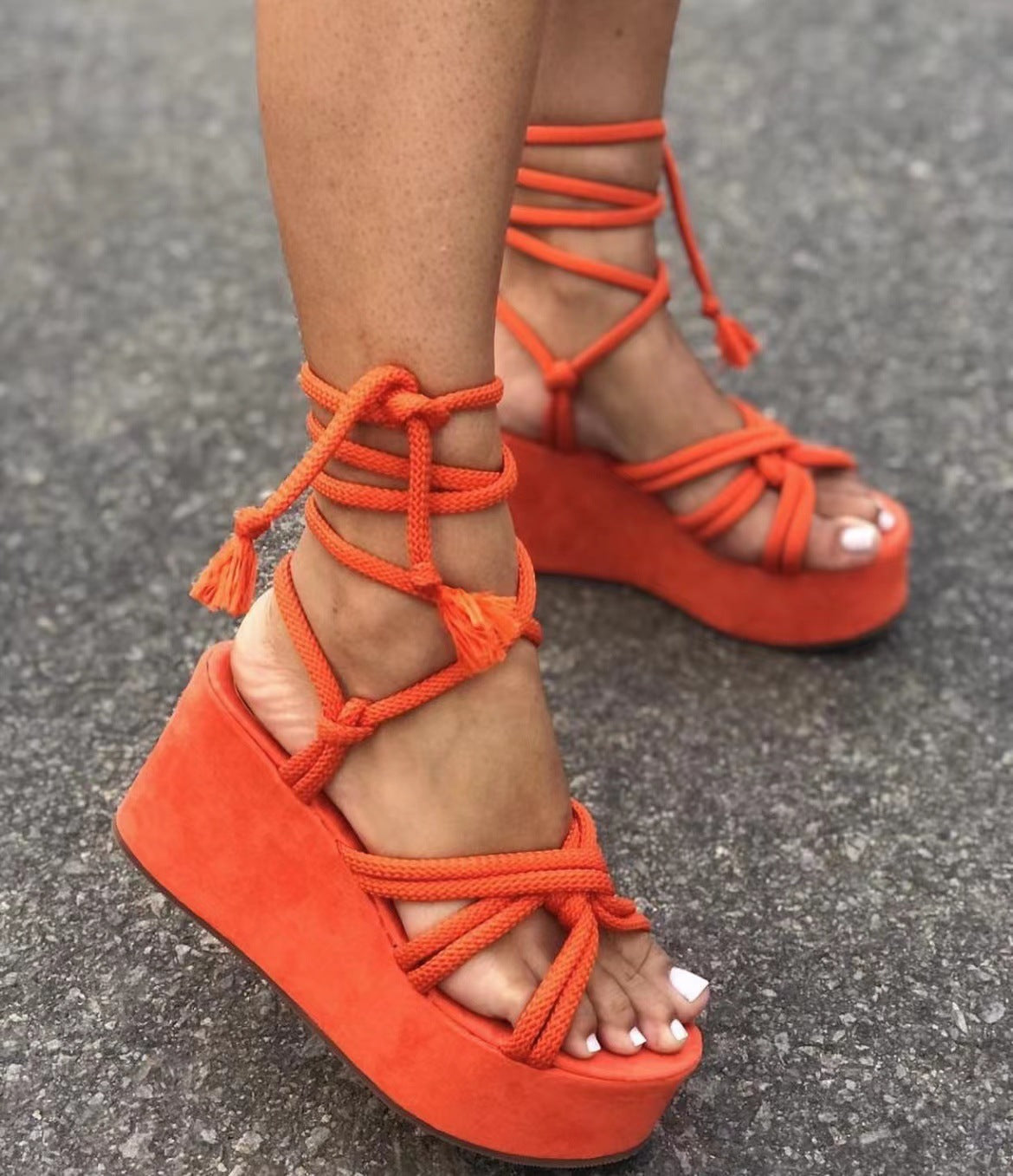 Damen Plateau-Sandalen mit geflochtenem Riemendesign R&B
