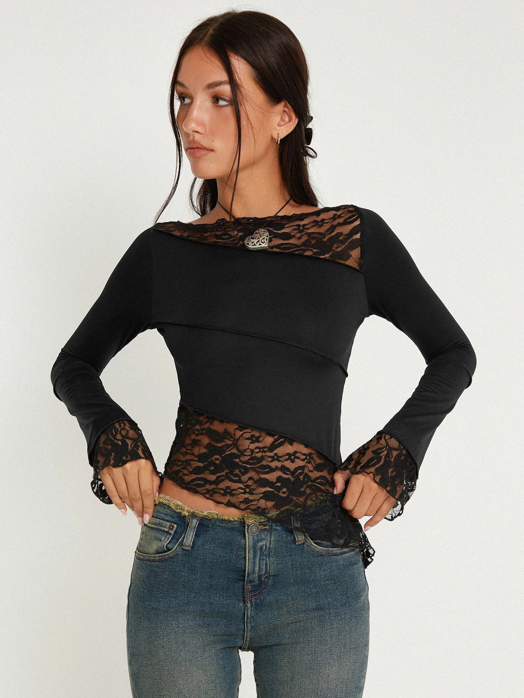 Damen Langarmshirt mit Spitzenakzenten und raffiniertem Schnitt R&B