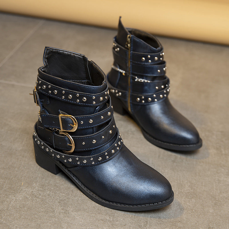 Damen modische Stiefeletten mit verzierten Riemen und Kettenelementen R&B