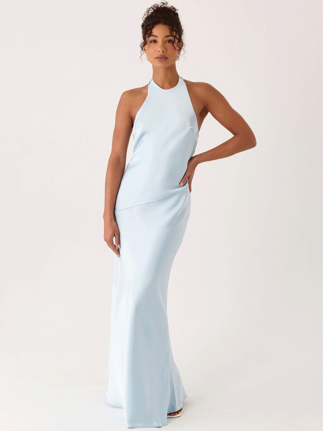 Damen Elegantes Abendkleid mit schickem Halterdesign und fließendem Stoff R&B