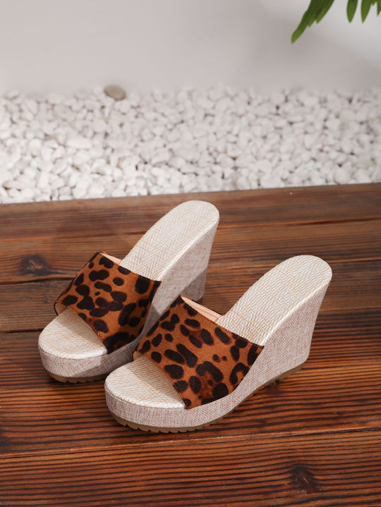 Damen Wedge-Pantoletten mit tierischem Druck und komfortablem Fersenbereich R&B