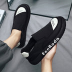 Damen Slip-On Sneakers mit atmungsaktiver Oberfläche und komfortabler Dämpfung
