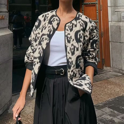Damen gesteppte Freizeitjacke mit einzigartigem Tiermuster und praktischen Taschen R&B