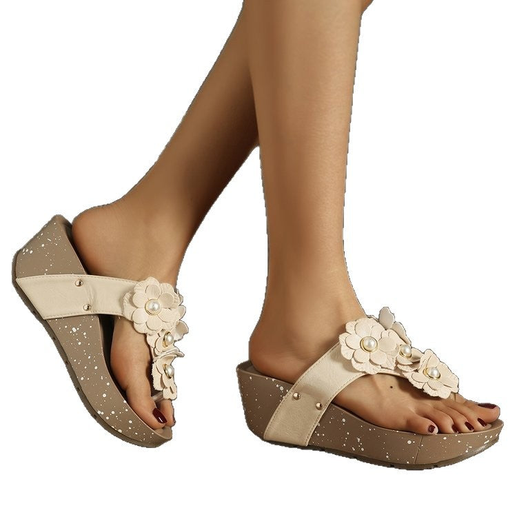 Damen Wedge-Sandaletten mit floralen Verzierungen und bequemer Absatztechnologie R&B