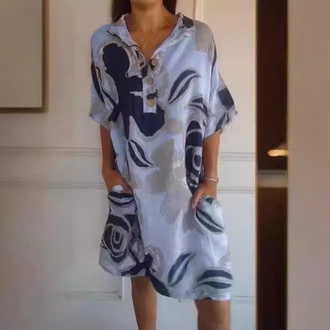 Damen luftiges Strandkleid mit modischem Muster und seitlichen Taschen