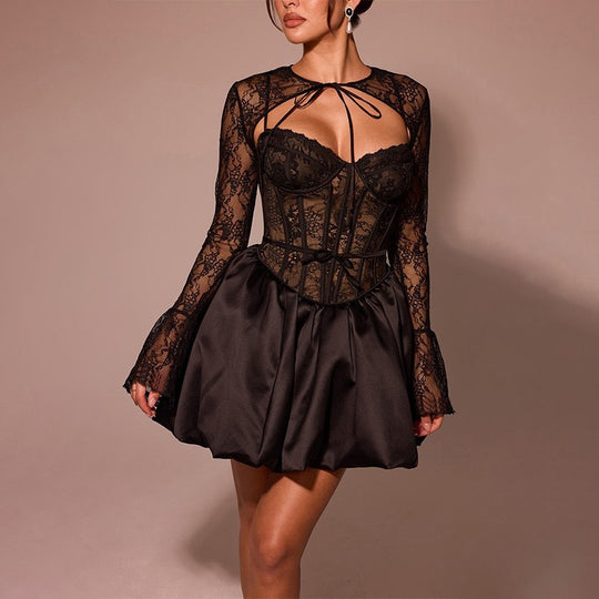 Damen Verspieltes Spitzenkleid mit großflächigen Rüschendetails und taillierter Silhouette R&B
