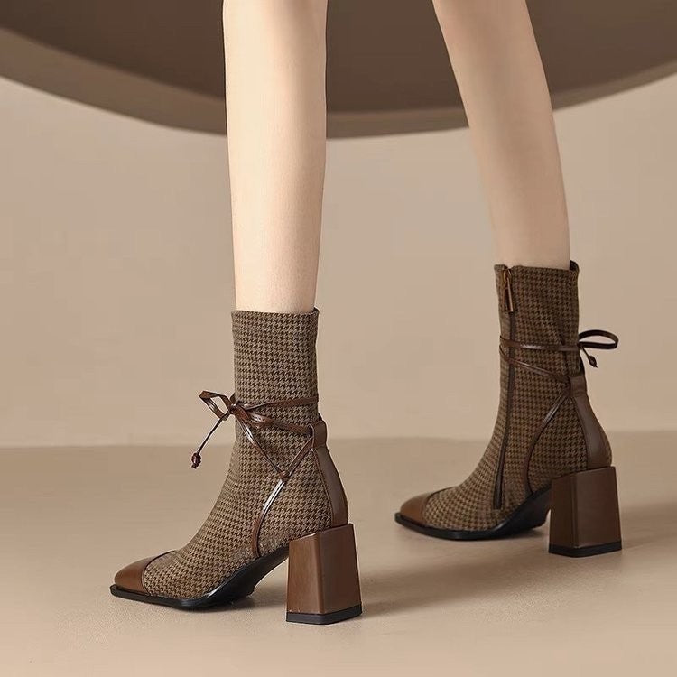 Damen Stiefeletten mit stilvollem Karomuster und eleganter Schnürung R&B