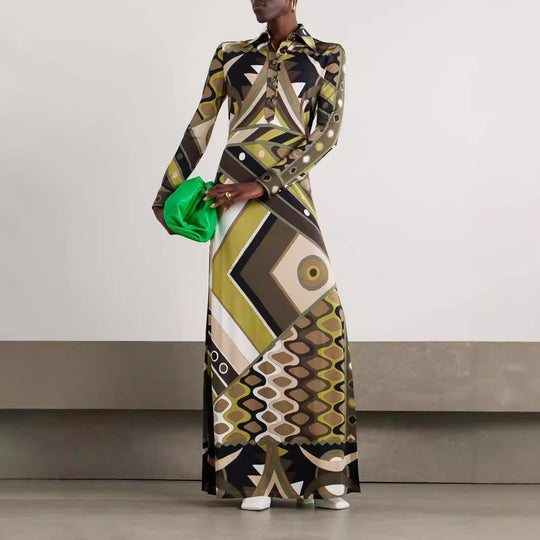Damen Maxikleid mit geometrischem Muster und Knopfdetails R&B