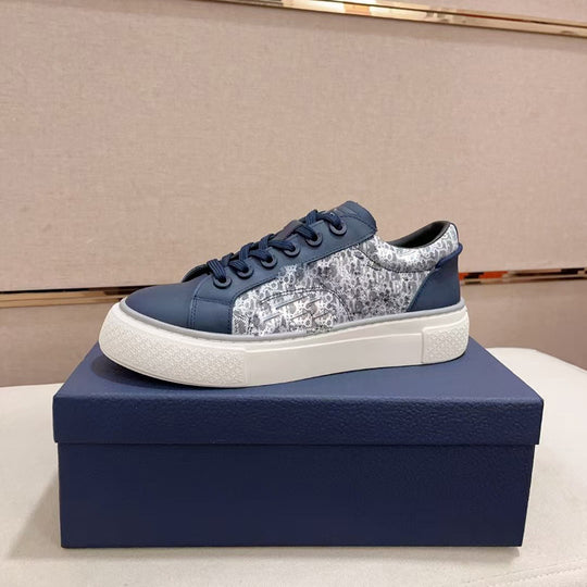 Damen Design Sneakers mit strukturiertem Obermaterial und komfortabler Sohle R&B