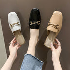 Damen elegante Mules aus weichem Leder mit modischem Metallakzent R&B