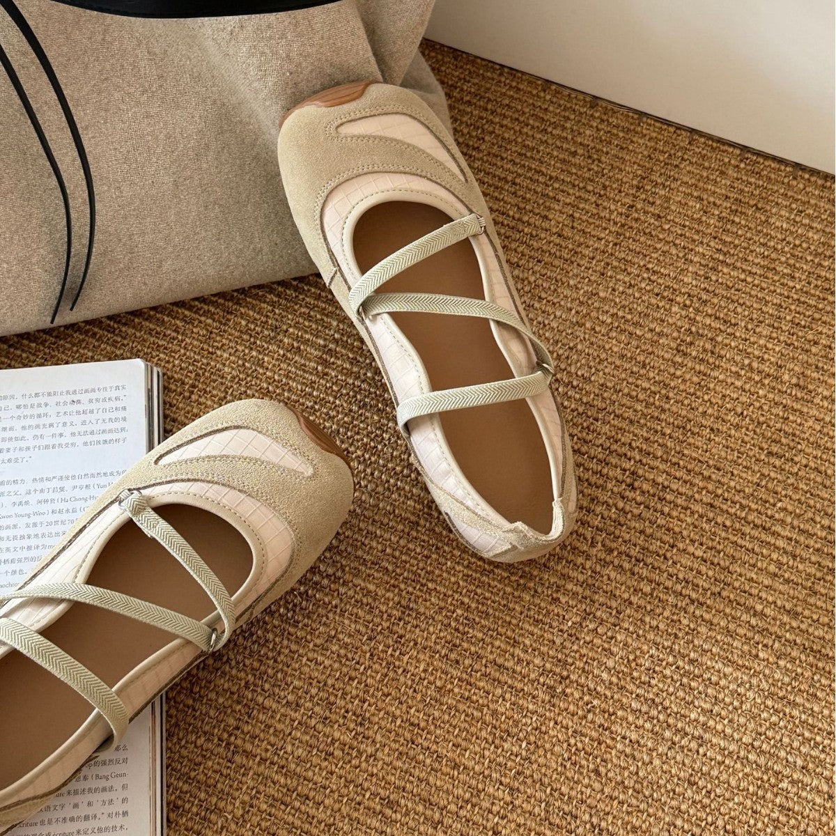 Damen Komfortable Ballerinas mit elastischem Riemchen und gepolsterter Innensohle