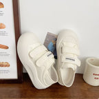 Damen Slip-On Sneakers mit verstellbaren Klettverschlüssen und dämpfender Sohle R&B