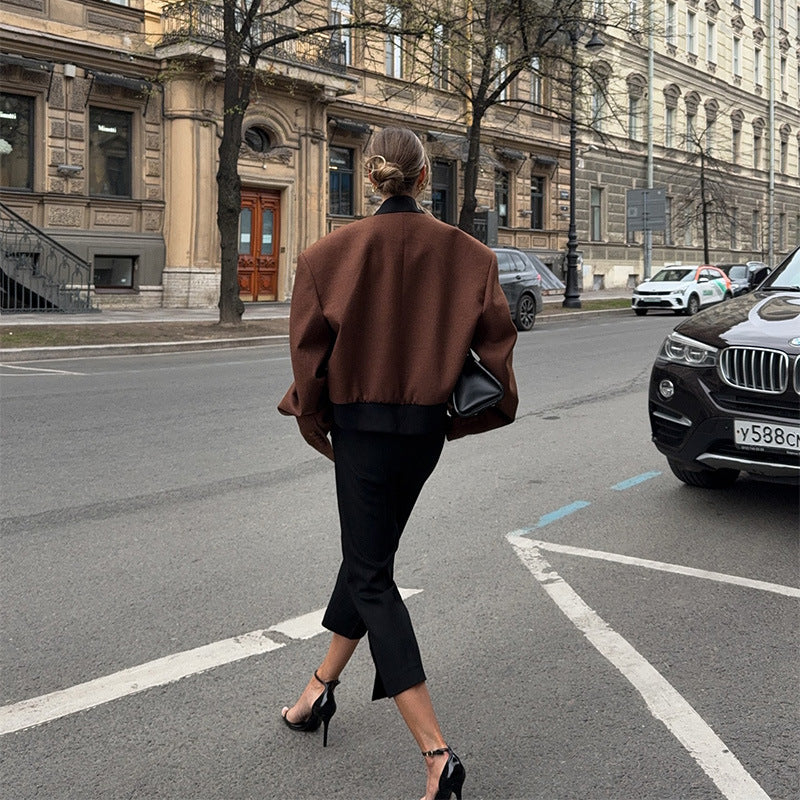 Damen Modische Kurzjacke mit oversized Schnitt und elegantem Kragen R&B