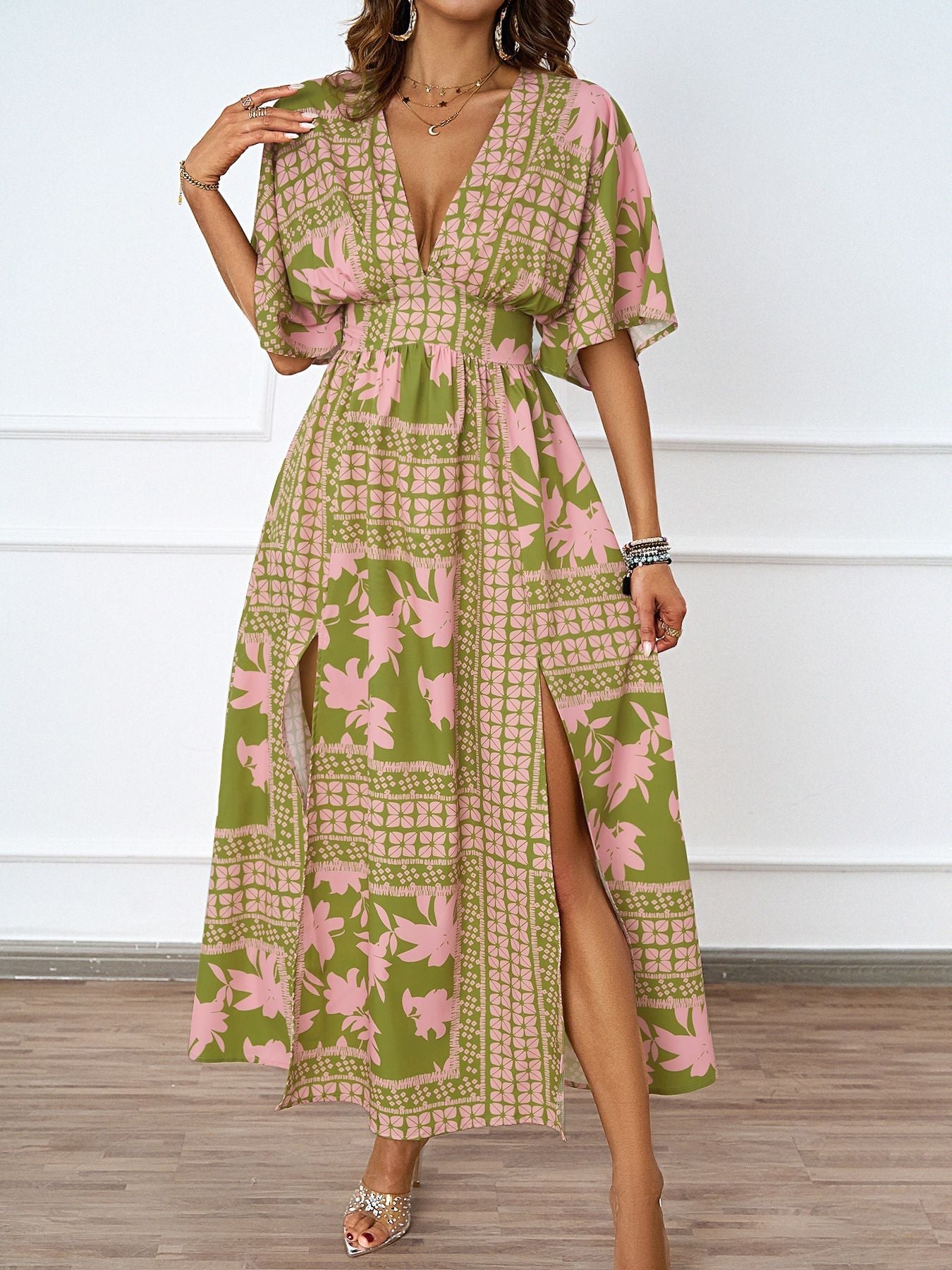 Damen Maxikleid im Boho-Stil mit tiefem V-Ausschnitt und seitlichem Schlitz R&B