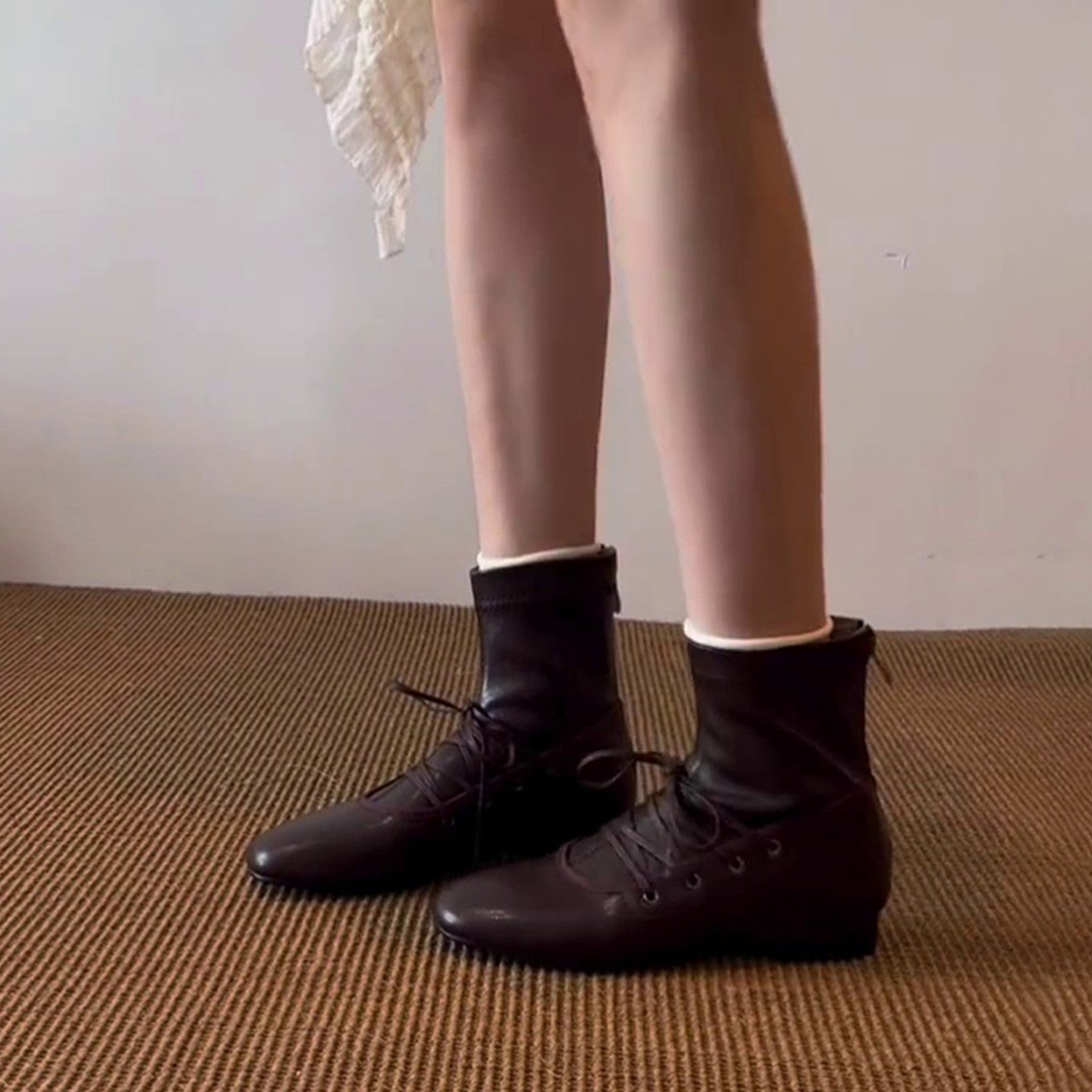 Damen elegante Schnürstiefel aus hochwertigem Leder mit robustem Blockabsatz R&B