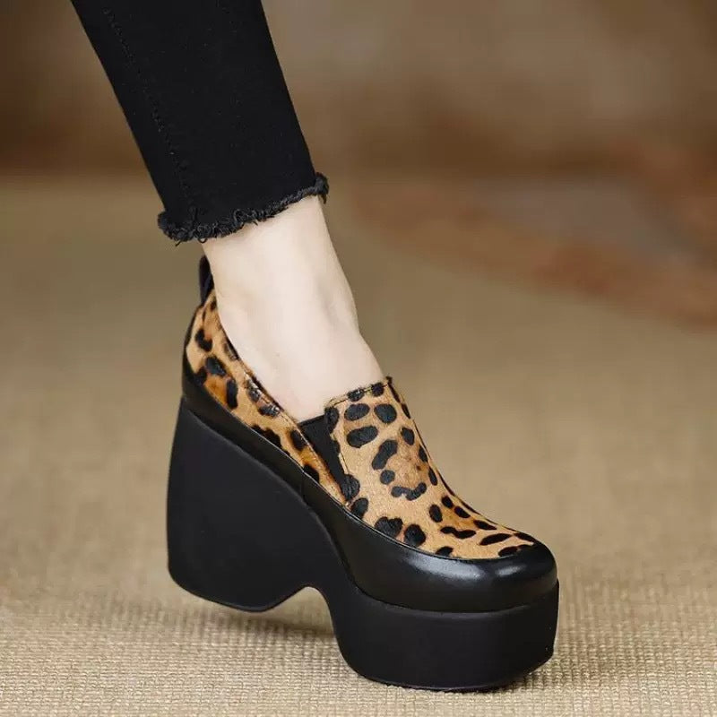 Damen Plateau Stiefel mit innovativer Sohle und elegantem Design
