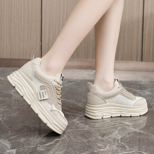 Damen Sportliche Plateau Sneakers mit atmungsaktivem Obermaterial und modischem Design R&B