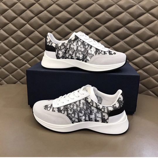 Damen Lifestyle Sneakers mit atmungsaktiver Mesh-Oberfläche und dämpfender Sohle R&B
