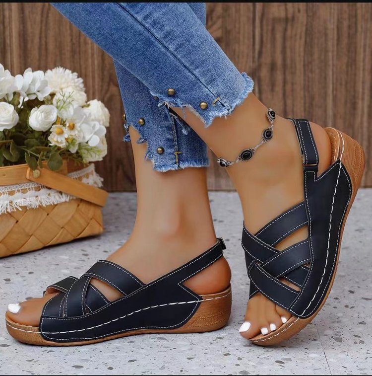Damen Komfortable Sandalen mit gekreuzten Riemen R&B