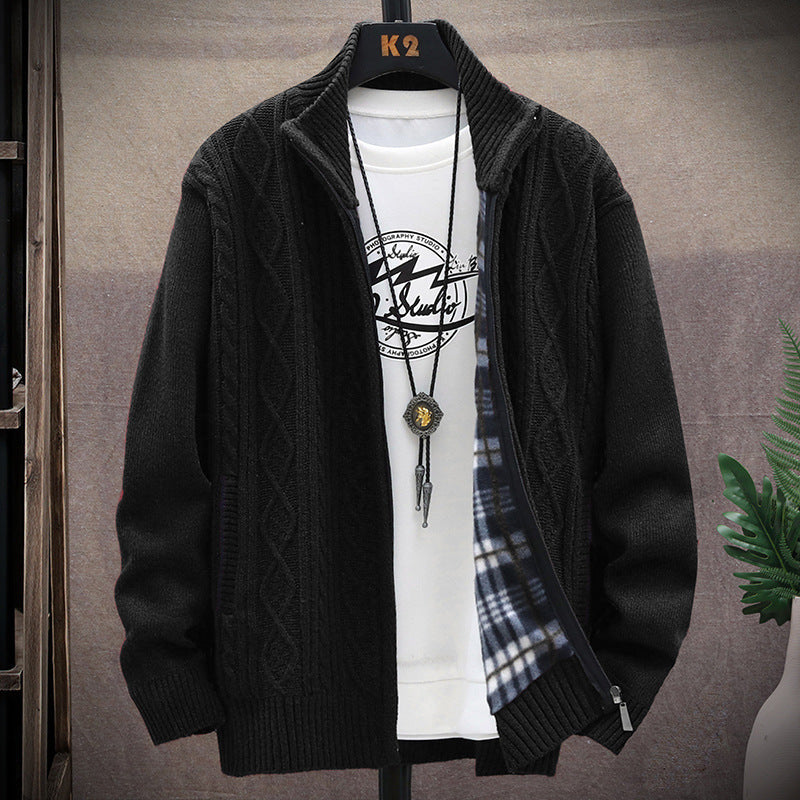 Herren Strickjacke mit Kunstlederdetails und hohem Kragen