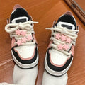 Damen Sneakers mit dekorativen Sternen von R&B