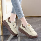 Damen Sneakers mit trendgerechter Plateau-Sohle R&B