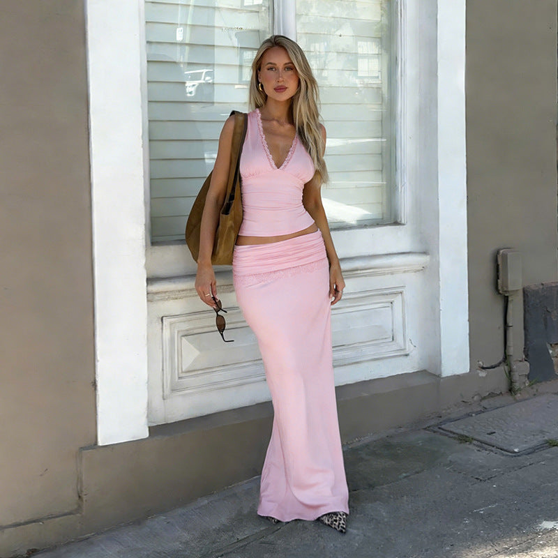 Damen figurbetontes Kleid mit Spitzenv Ausschnitt und schwingendem Saum EB