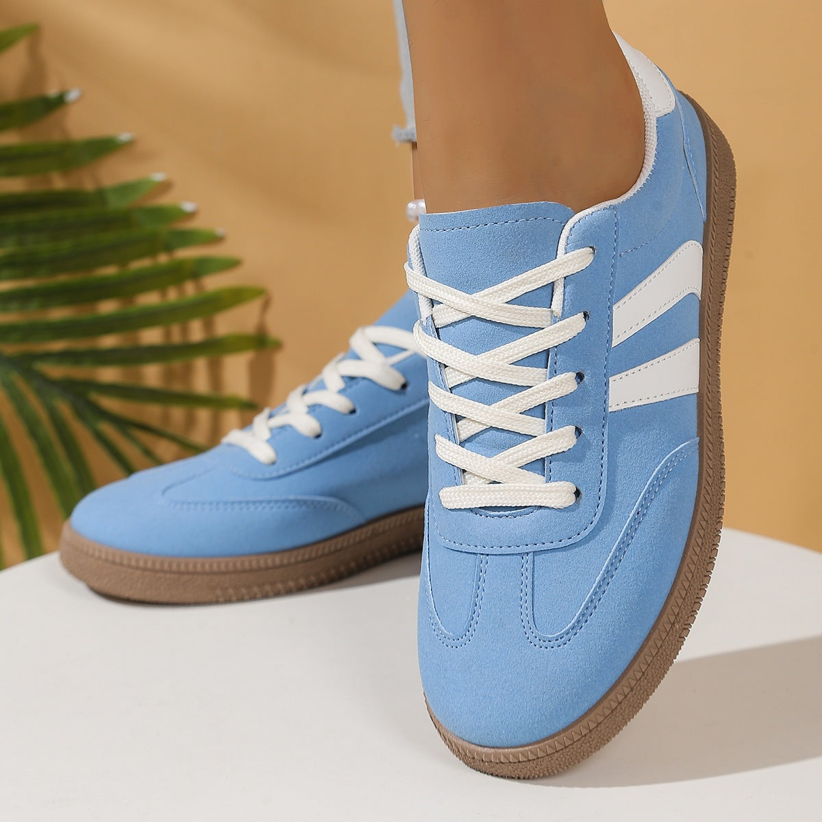 Damen Sportliche Sneakers mit modischem Retro-Design R&B