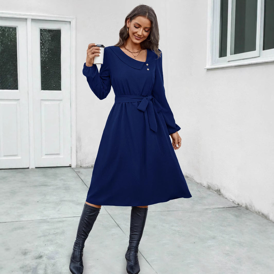 Damen Midikleid mit tailliertem Schnitt und eleganten Knopfdetails R&B