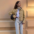 Damen Elegante Kunstlederjacke mit angedeuteten Taschen R&B