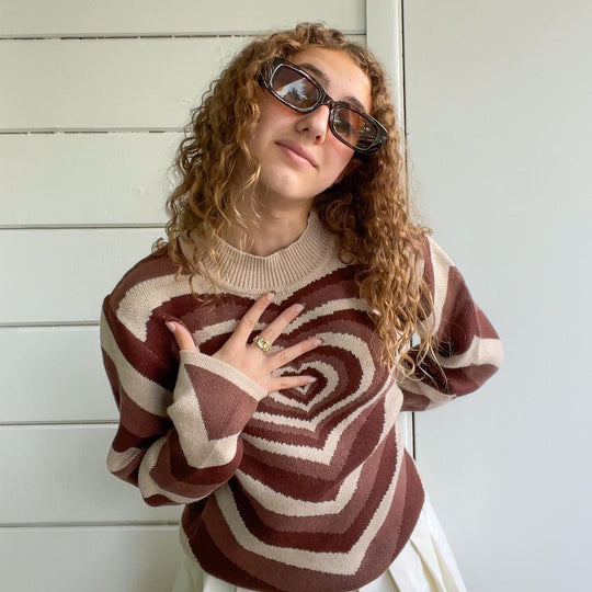 Damen Strickpullover mit herzförmigem Muster und hohem Kragen R&B