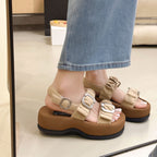 Damen Sandalen mit modischer Riemchenkonstruktion und robustem Plateau R&B