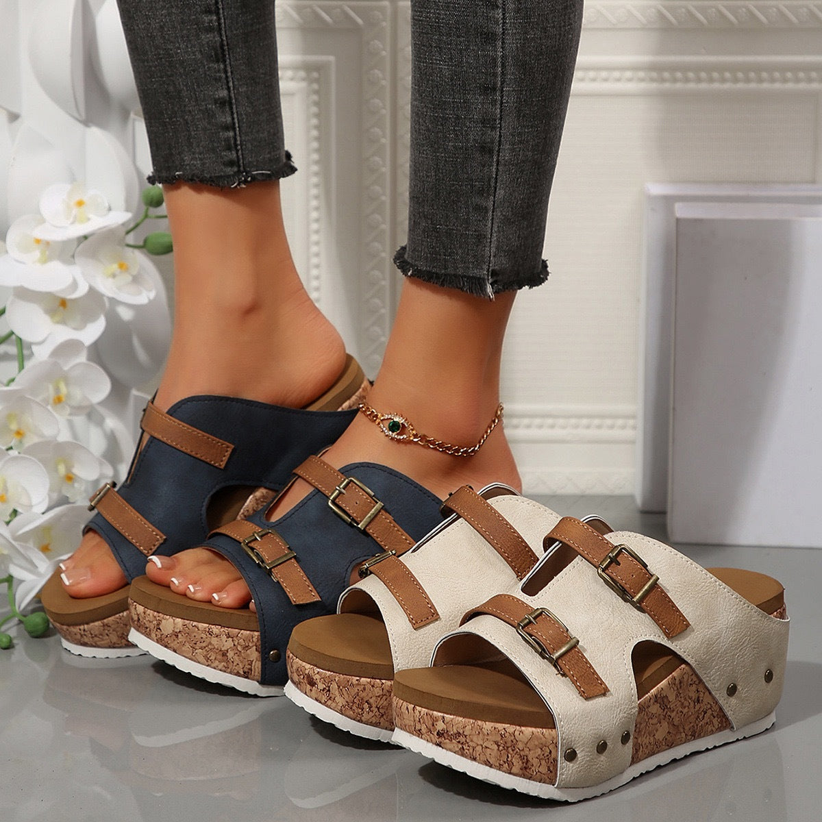 Damen modische Clogs mit Korksohle und dekorativen Schnallen R&B