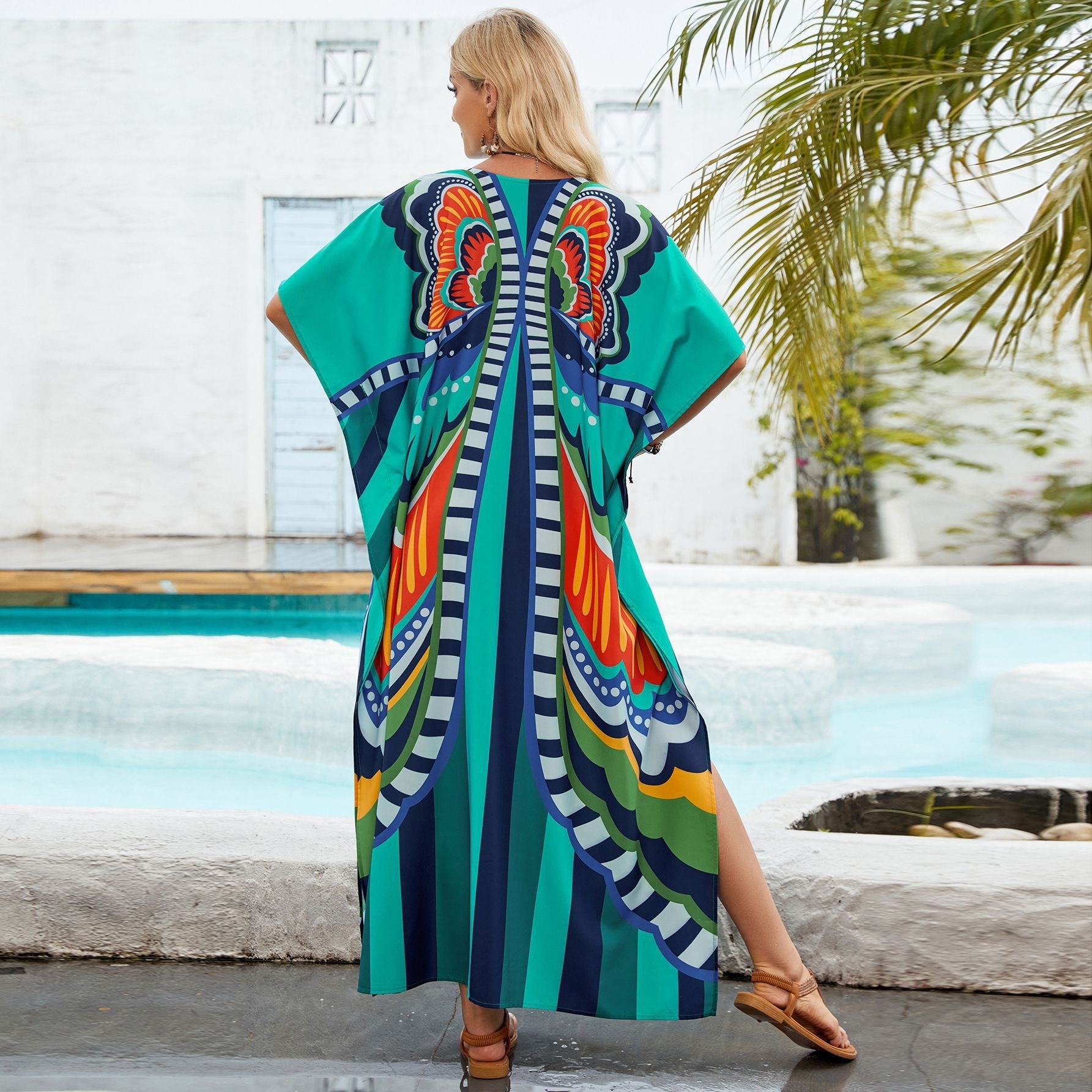 Damen Strandkleid im bunten Grafischen Design R&B