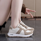 Damen Sportliche Sneaker mit animalischem Akzent R&B