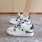 Damen modische Sneaker mit innovativem Schnürsystem und atmungsaktiver Obermaterialstruktur R&B