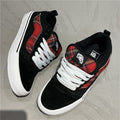 Damen Sneakers mit kariertem Obermaterial und robustem Veloursleder