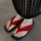 Damen Bequeme Zehentrenner mit stilvollem Riemchen-Design R&B