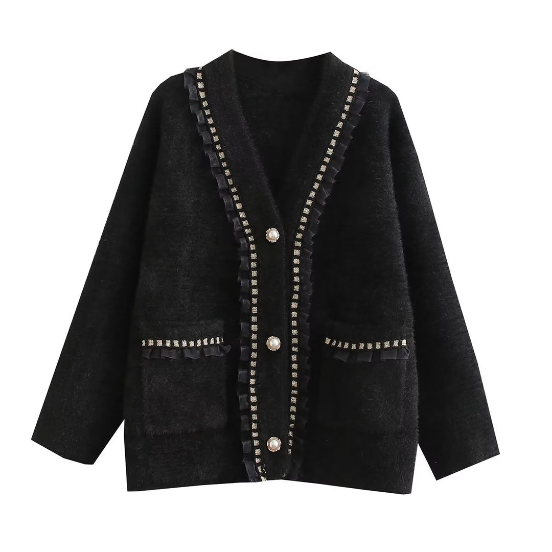 Damen modische Strickjacke mit dekorativen Rüschen und perlenverzierten Knopfdetails R&B