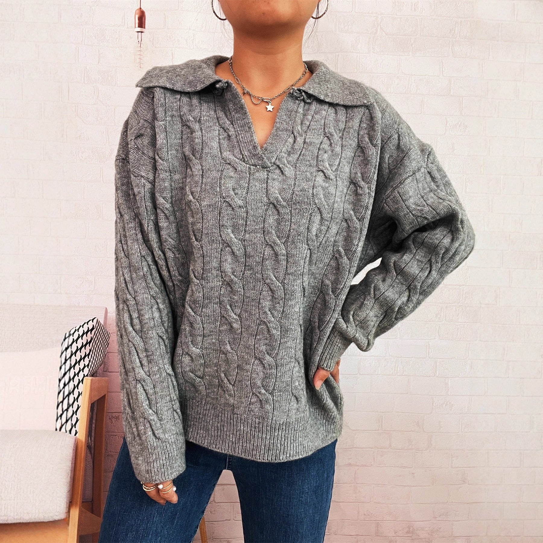 Damen Grobstrickpullover mit farbenfrohem Zopfdesign und klassischem Kragen R&B