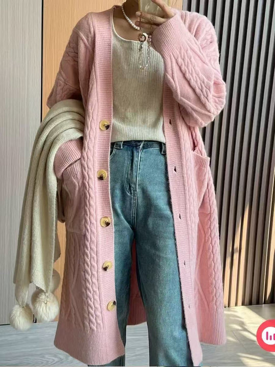 Damen Strickjacke mit Zopfmuster und Knopfverschluss R&B