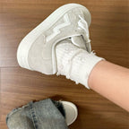 Damen Sneakers aus hochwertigem Wildleder mit rutschfester Sohle