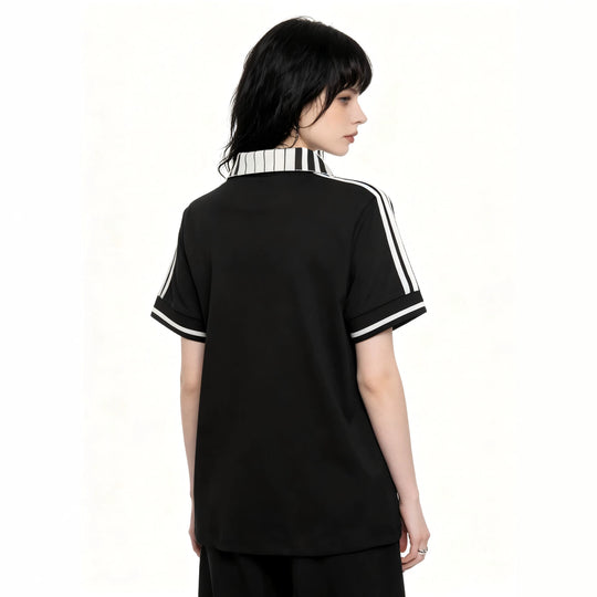 Damen Poloshirt mit kreativem Druck und Streifenmuster R&B