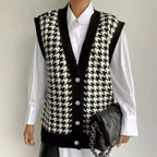 Damen Ärmellose Strickweste mit klassischem Karomuster und dekorativen Knöpfen R&B