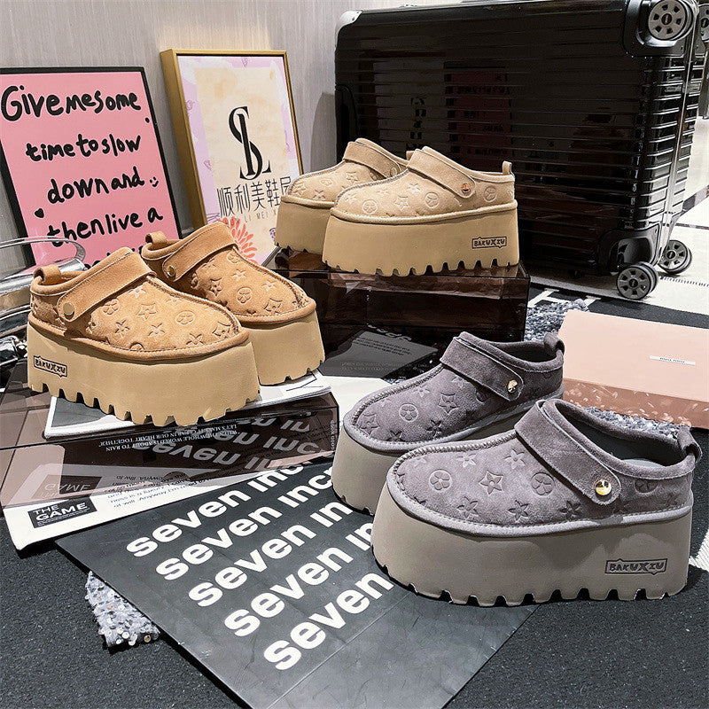 Damen Plattform Clogs mit dekorativem Reliefdesign und verstellbarem Riemen R&B
